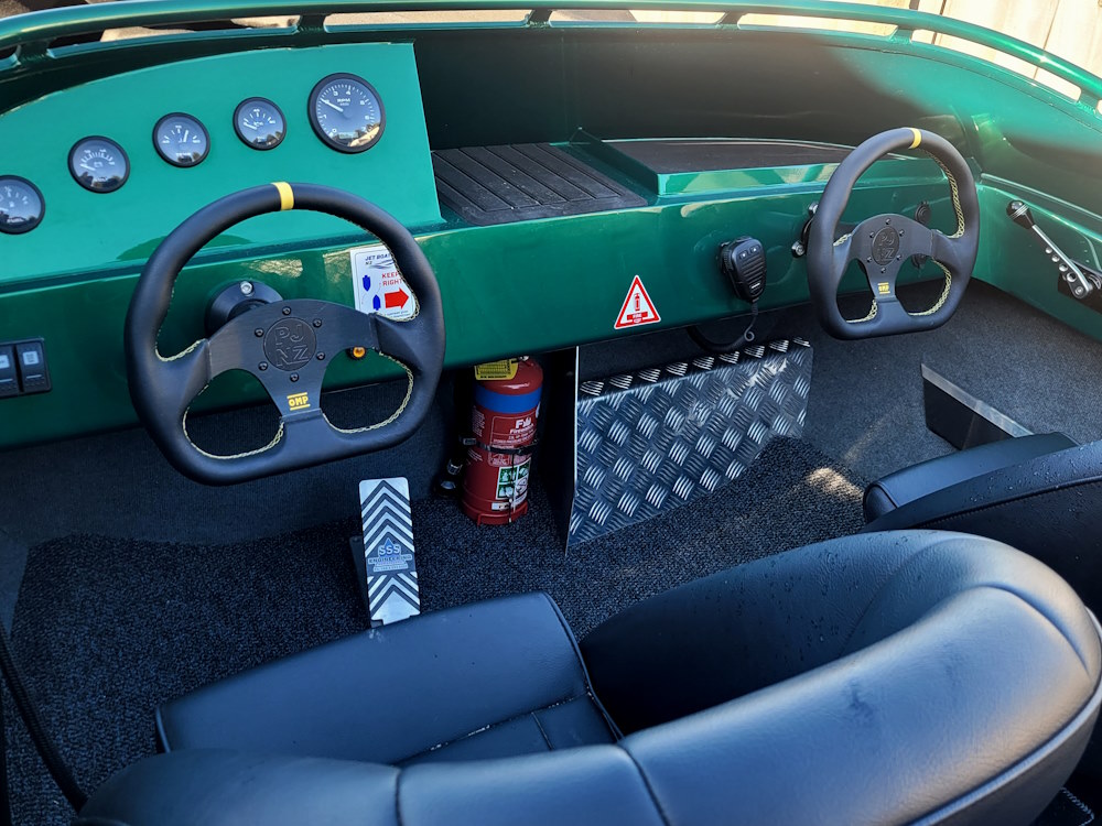 Dual Control Rapid Runner Jet Boat